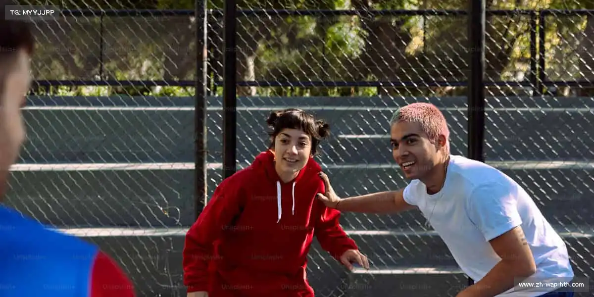 华体会体育——⚽铅球投掷,力贯长虹!